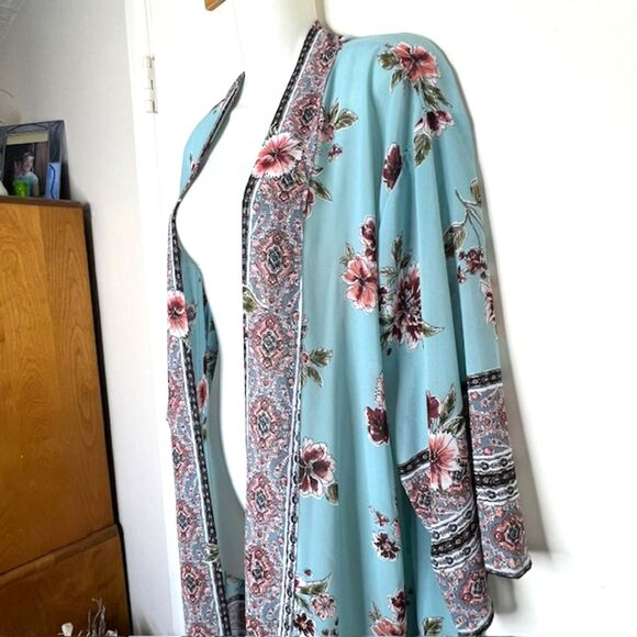 LIVE TO BE SPOILED AQUA FLORAL SEMI-SHEER KIMONO JACKET POP-OVER COVER-UP SIZE S - Picture 5 of 11